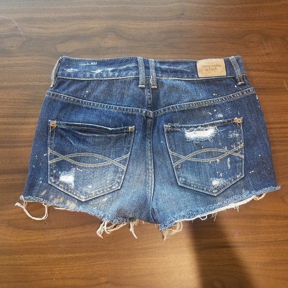 NWOT Abercrombie Paint Splatter Shorts 2 - Picture 2 of 5